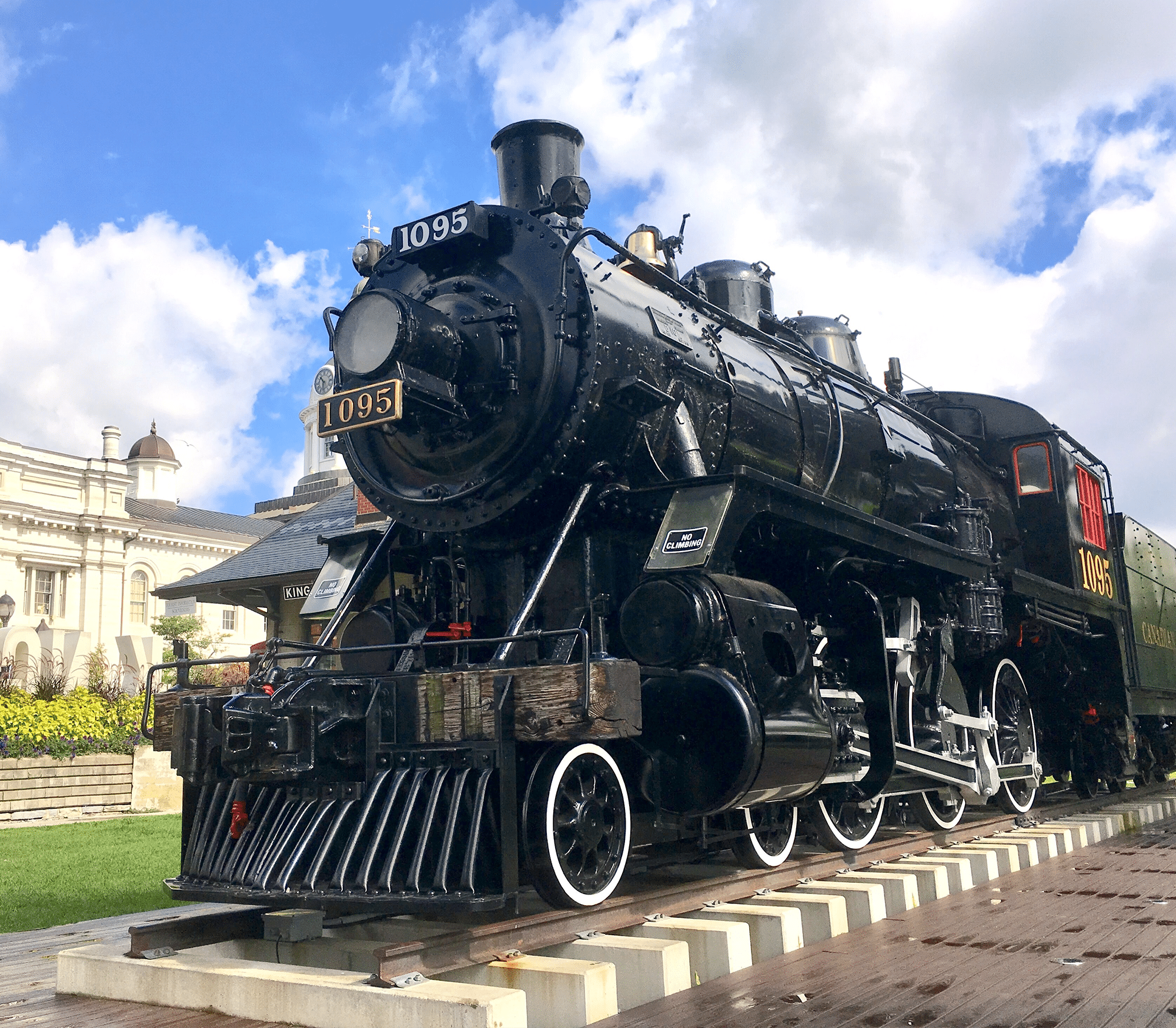 Canadian Heritage image